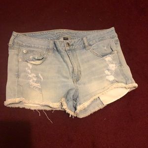 Jean cutoffs